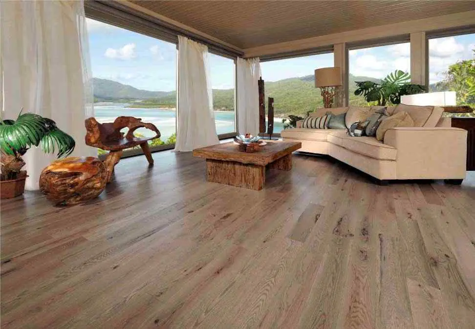 piso laminado imitação de madeira