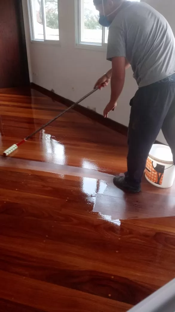 Prestes Pisos - Galeria